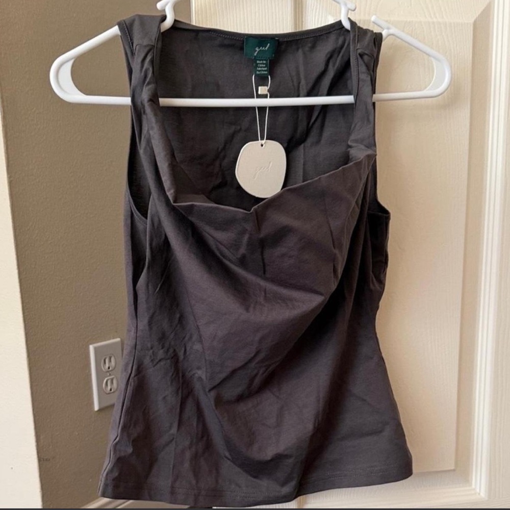 Geel Jameson Top Size Small